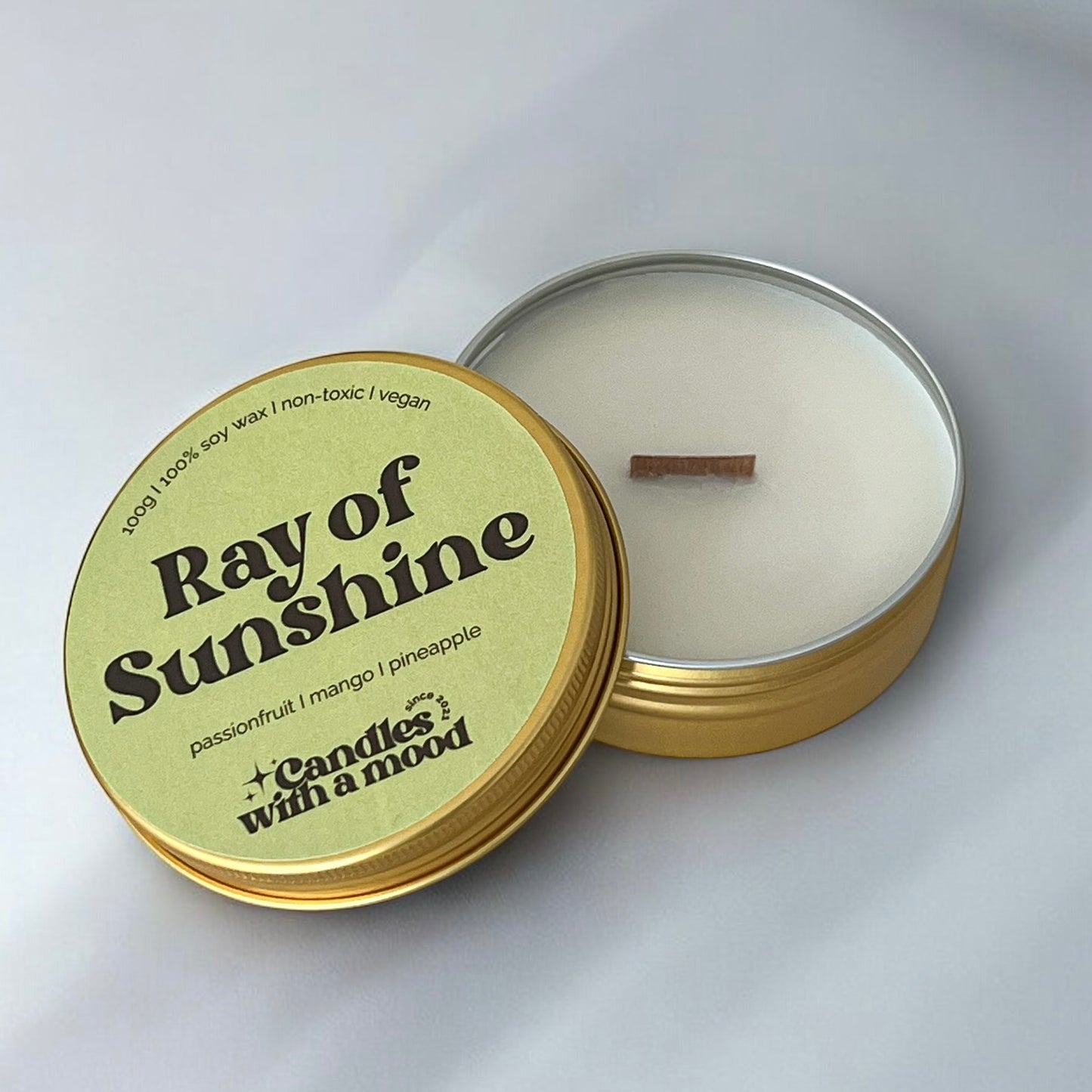 Lumânare parfumată din ceară de soia RAY OF SUNSHINE passionfruit - mango - pineapple 100g