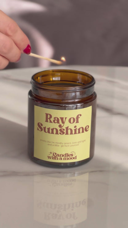 Lumânare parfumată din ceară de soia RAY OF SUNSHINE passionfruit - mango -  pineapple 250g